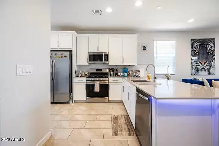 8908 W Solano Dr — Photo 5