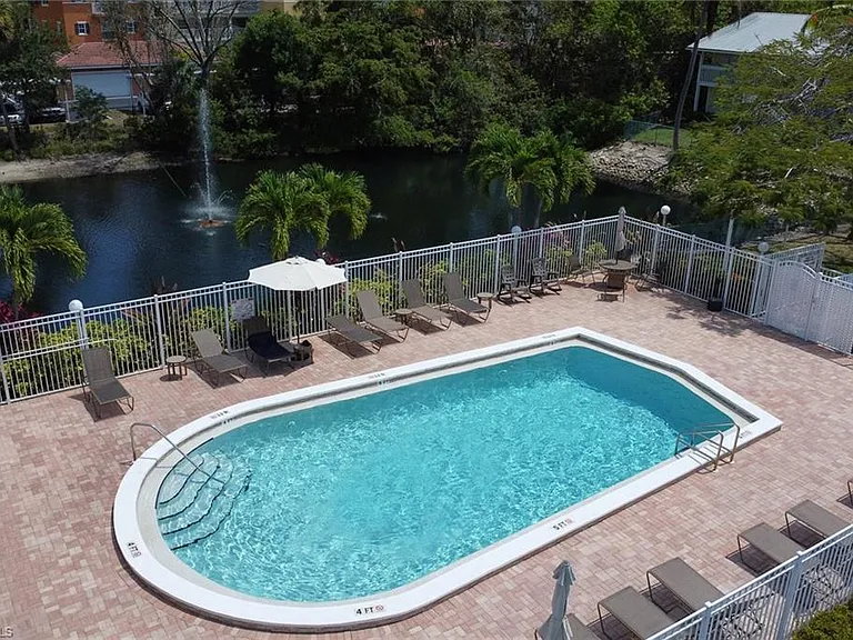 4635 Bayshore Dr #P4 — Photo 19