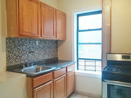 Rented by Bohemia Realty Group | media 11