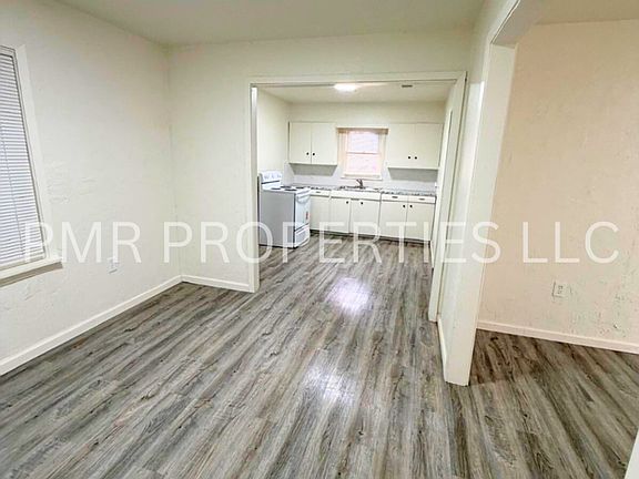 4th image of 2505 SW H Ave