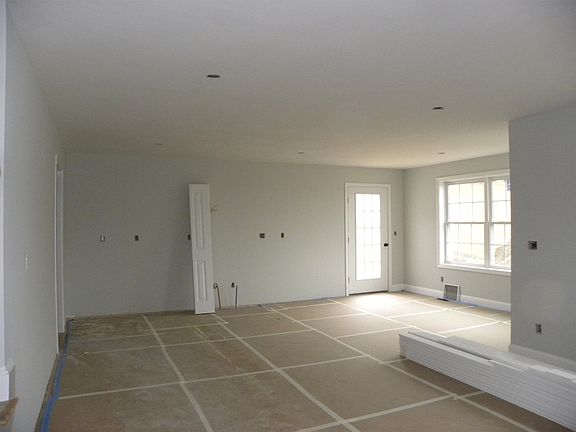 4th image of 314 Karatzas Avenue Lot 3