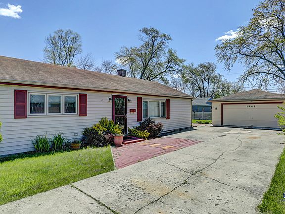 4th image of 1963 Welwyn Ave