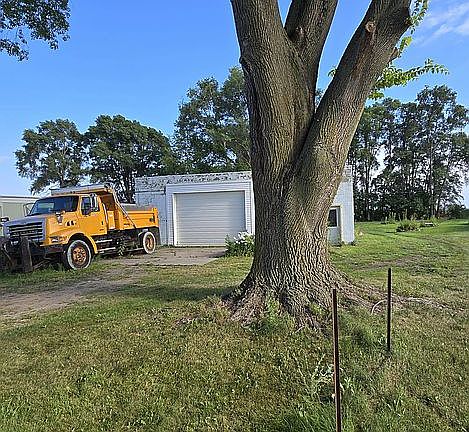 2nd image of 5971 Bay City Forestville Rd