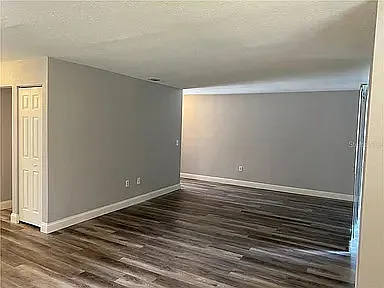 Rio Pines Apartments — Photo 8