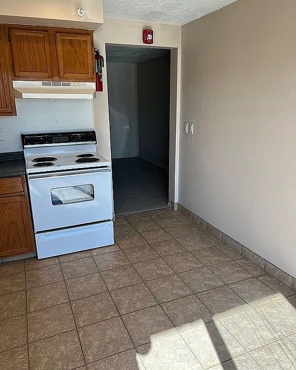 1st image of 424 N 22nd St