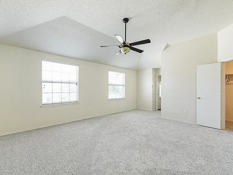 3720 Bandera Ranch Rd — Photo 17