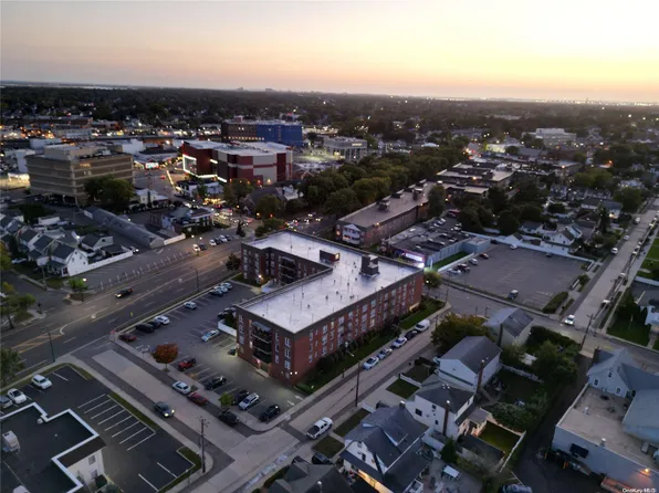 60 Hempstead Avenue #3A, Lynbrook, NY 11563