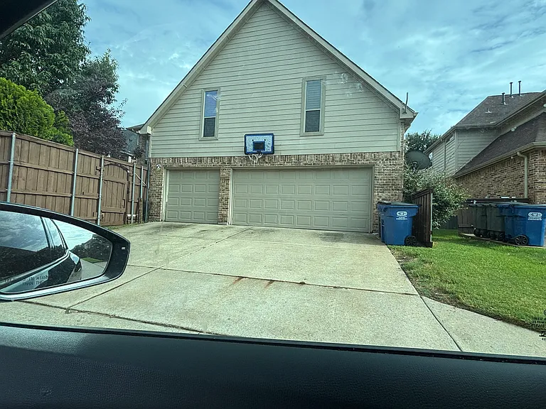 1128 Waterford Way — Photo 21