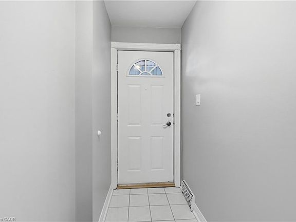 3rd image of 62 Cedar Ave
