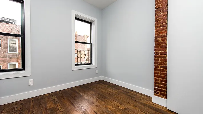 Rented by Nooklyn NYC LLC | media 22