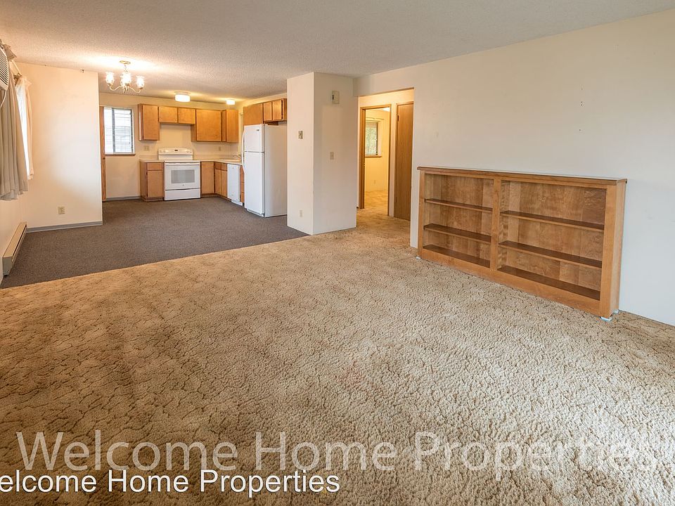 1st image of 253 NE Damson Pl APT 4