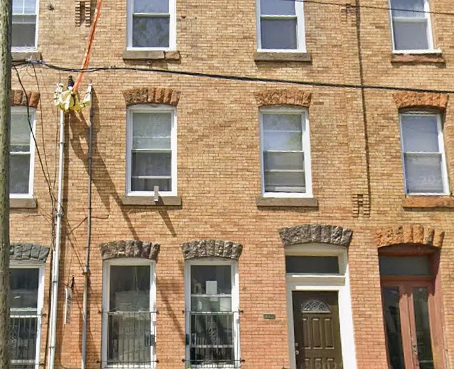 850 N 22nd St #1
