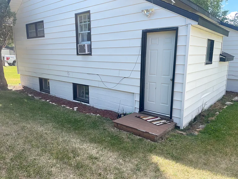 324 S 1 W — Photo 6