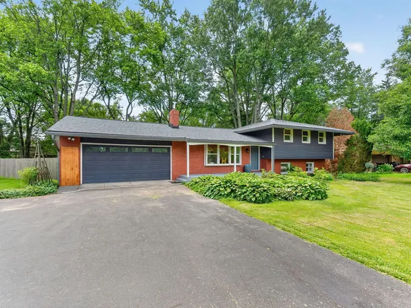 4664 E Johnstown Rd, Columbus, OH 43230