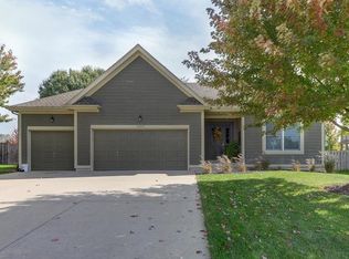 18309 Oak St, Gardner, KS 66030