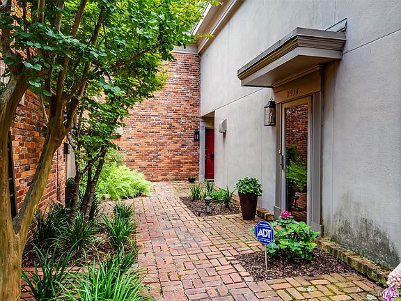 4th image of 2914 Canterbury Dr