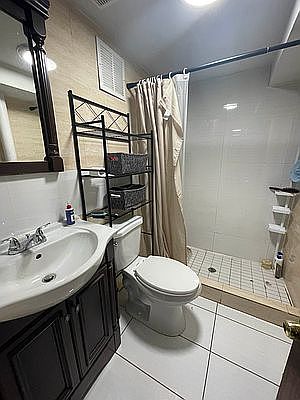 4th image of 181 Pulaski St #1