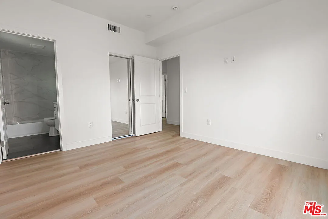 1 bed, 1.0 bath, 600 sqft, $1,833 — Photo 4