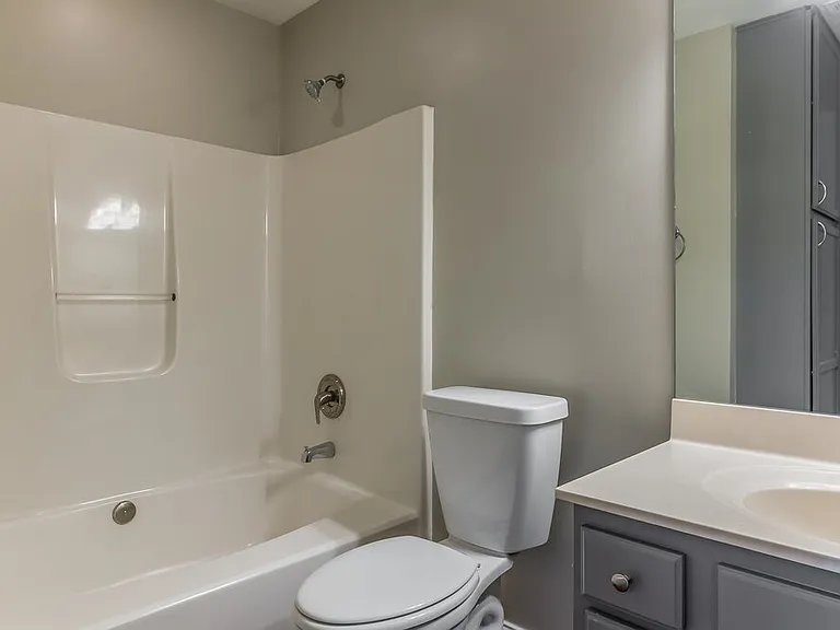 208 Ben Alex Ct — Photo 9