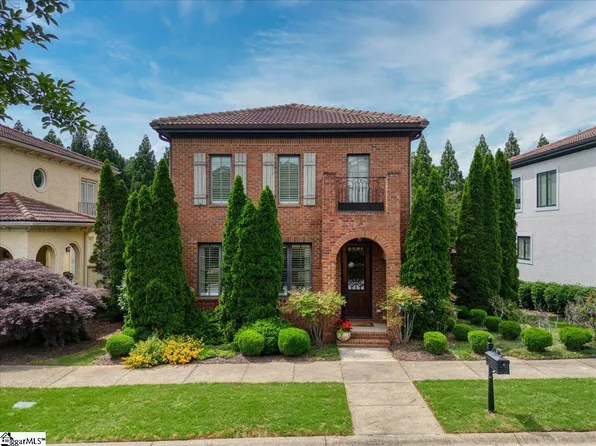 2 Arezzo Dr, Greenville, SC 29609