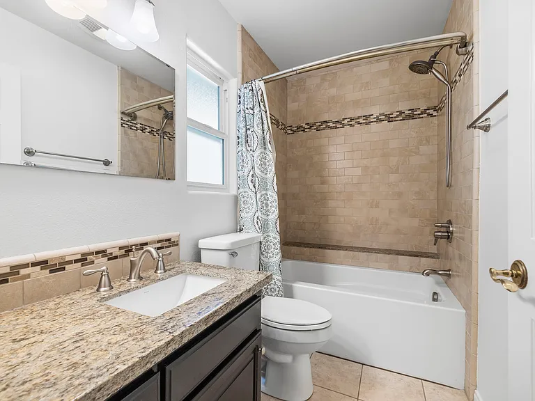 9141 Wheatland Ave — Photo 37