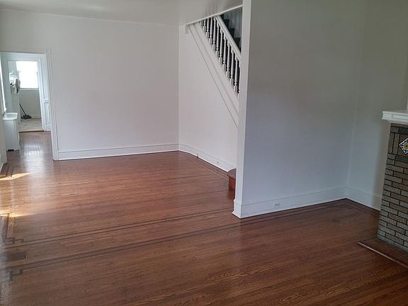 5th image of 6122 Ditman St #Twin