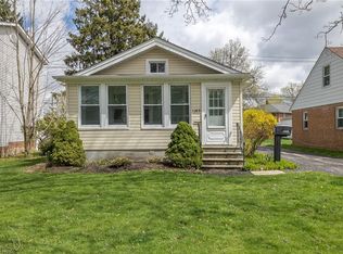 1389 Orchard Heights Dr, Mayfield Heights, OH 44124