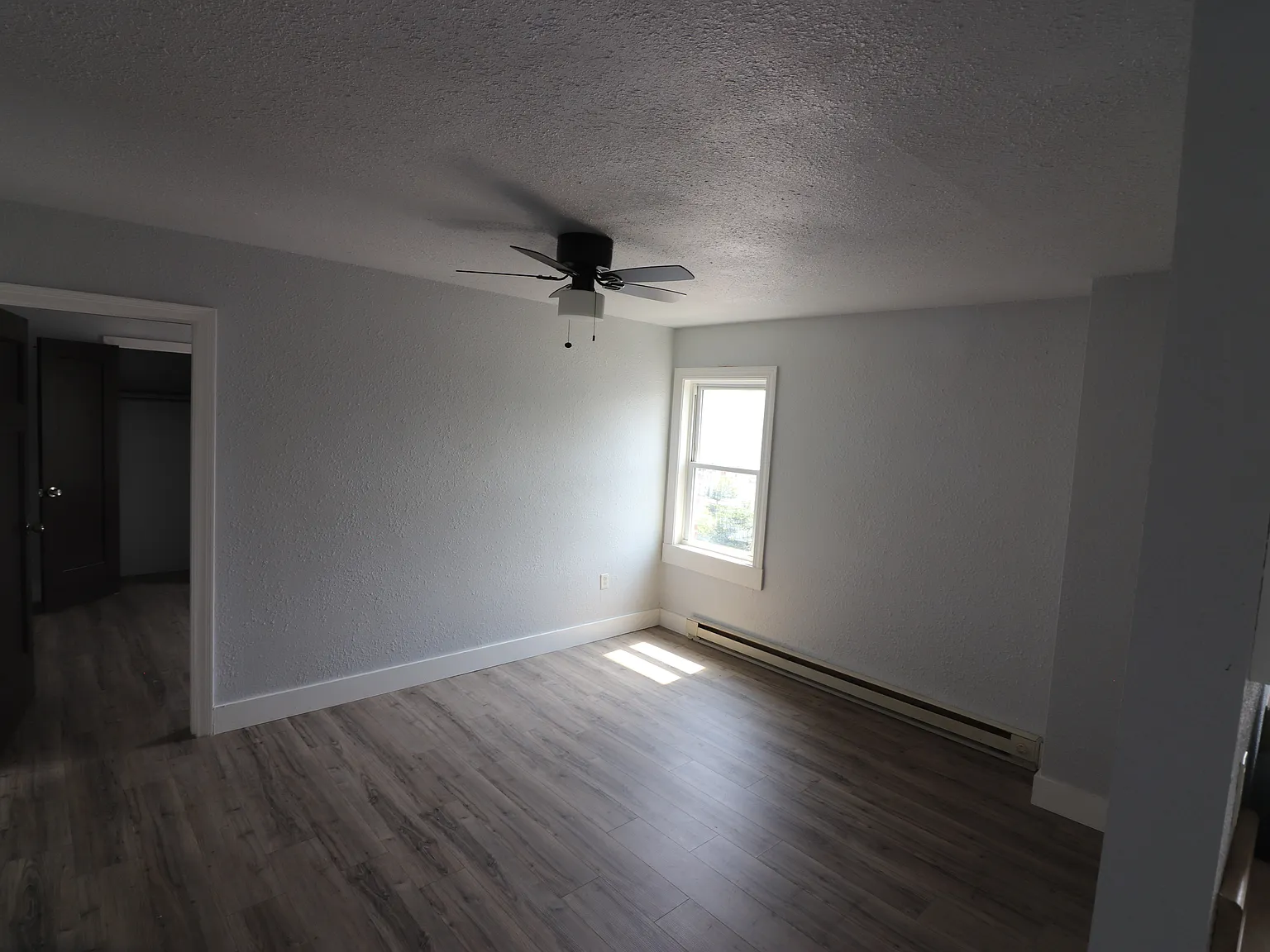 2 bed, 728 sqft, $950 — Photo 2