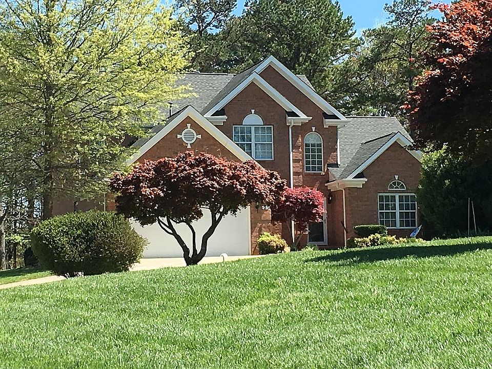 BIRKDALE GOLF COURSE HOME