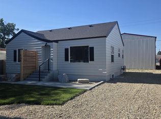 114 E Montana Ave, Homedale, ID 83628