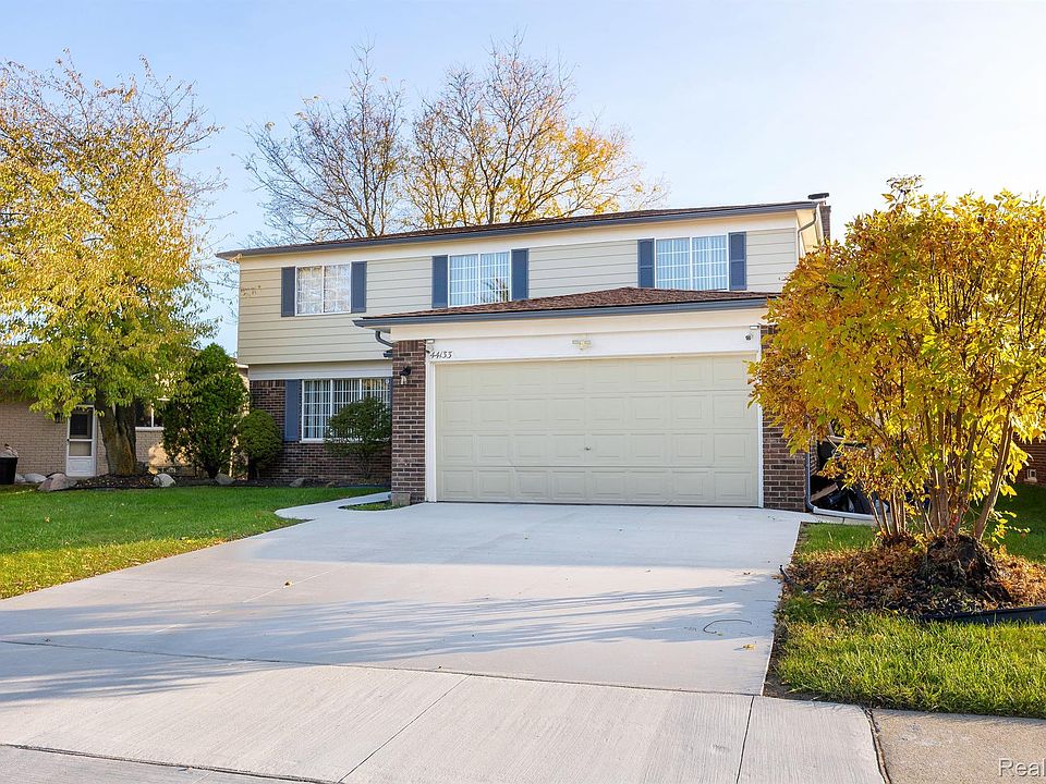 1st image of 44133 Harsdale Dr