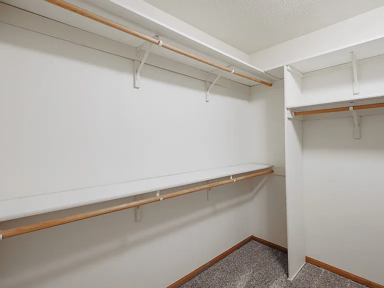 8815 Venice Ln — Photo 22