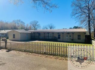 105 Hampton Dr, Atlanta, TX 75551