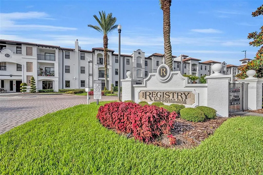 2 bed, 2.0 bath, 1107 sqft, $1,500 — Photo 2