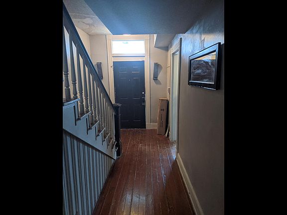 4th image of 3007 Stockton St