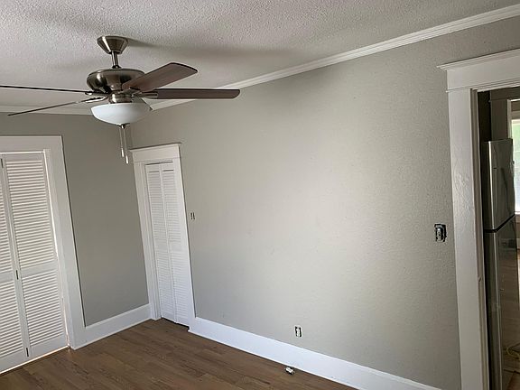 5th image of 1341 17th Ave N APT B