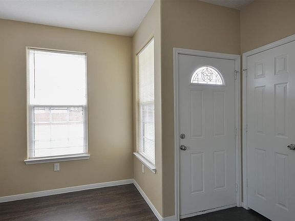 3rd image of 106 Eddy St APT A