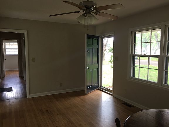 5th image of 364 Jack Coleman Dr NW