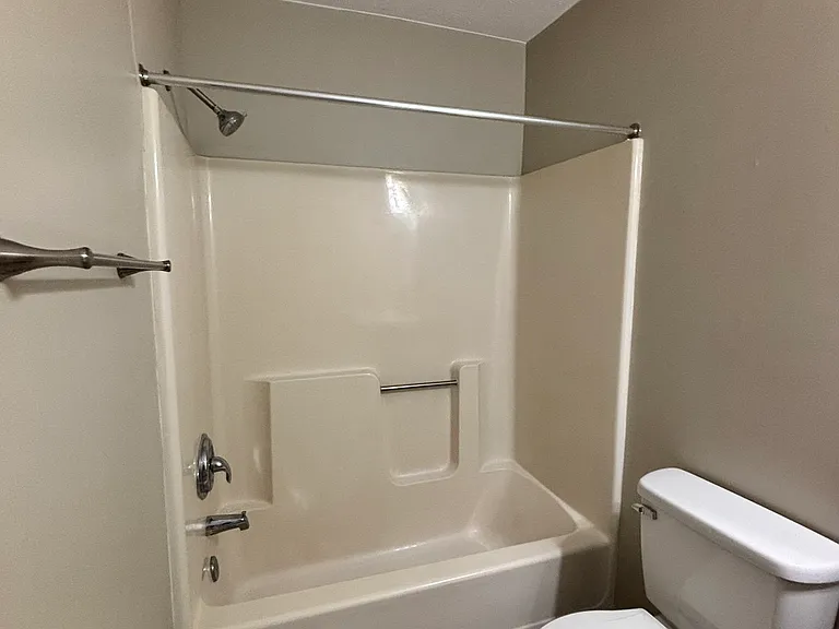 Main bath 1 up