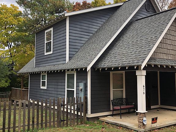 3rd image of 676 W Taylor St