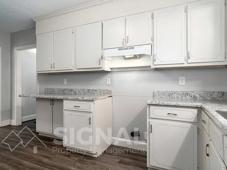 4724 Terrace S #M — Photo 10