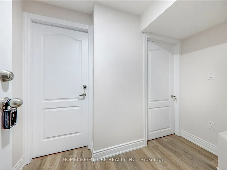 1381 Clearbrook Dr #BASEMENT — Photo 3