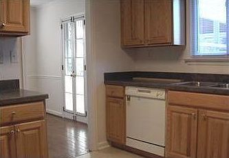 3rd image of 2206 Jones Ln