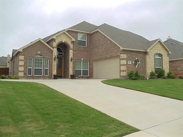 1st image of 906 Nikki Dr