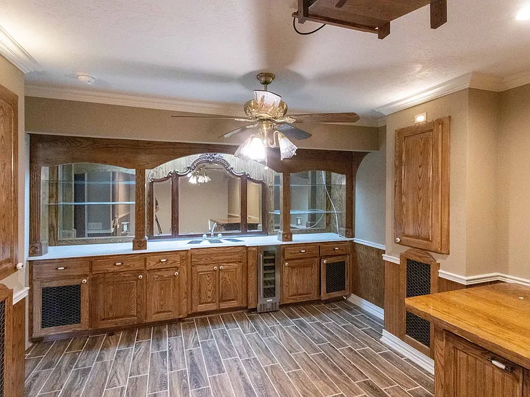 1803 Midwestern Pkwy — Photo 20