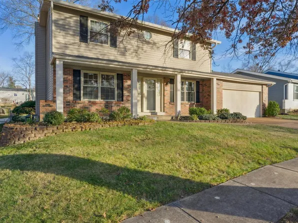 710 Wildview Ln, Ballwin, MO 63021