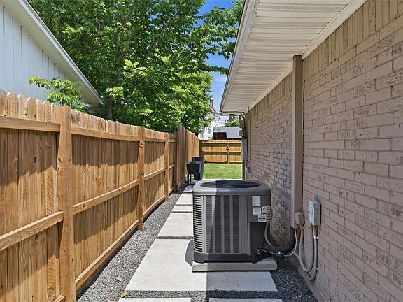 5th image of 8526 Cedel Dr