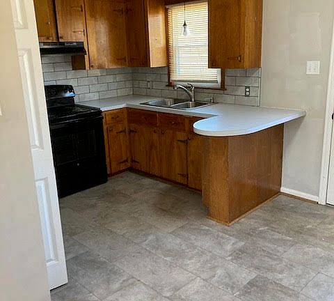 4th image of 330 Iron Bridge Rd #330