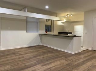2831 28th St NW #1, Washington, DC 20008