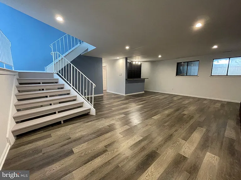 802 Salem Ct — Photo 22